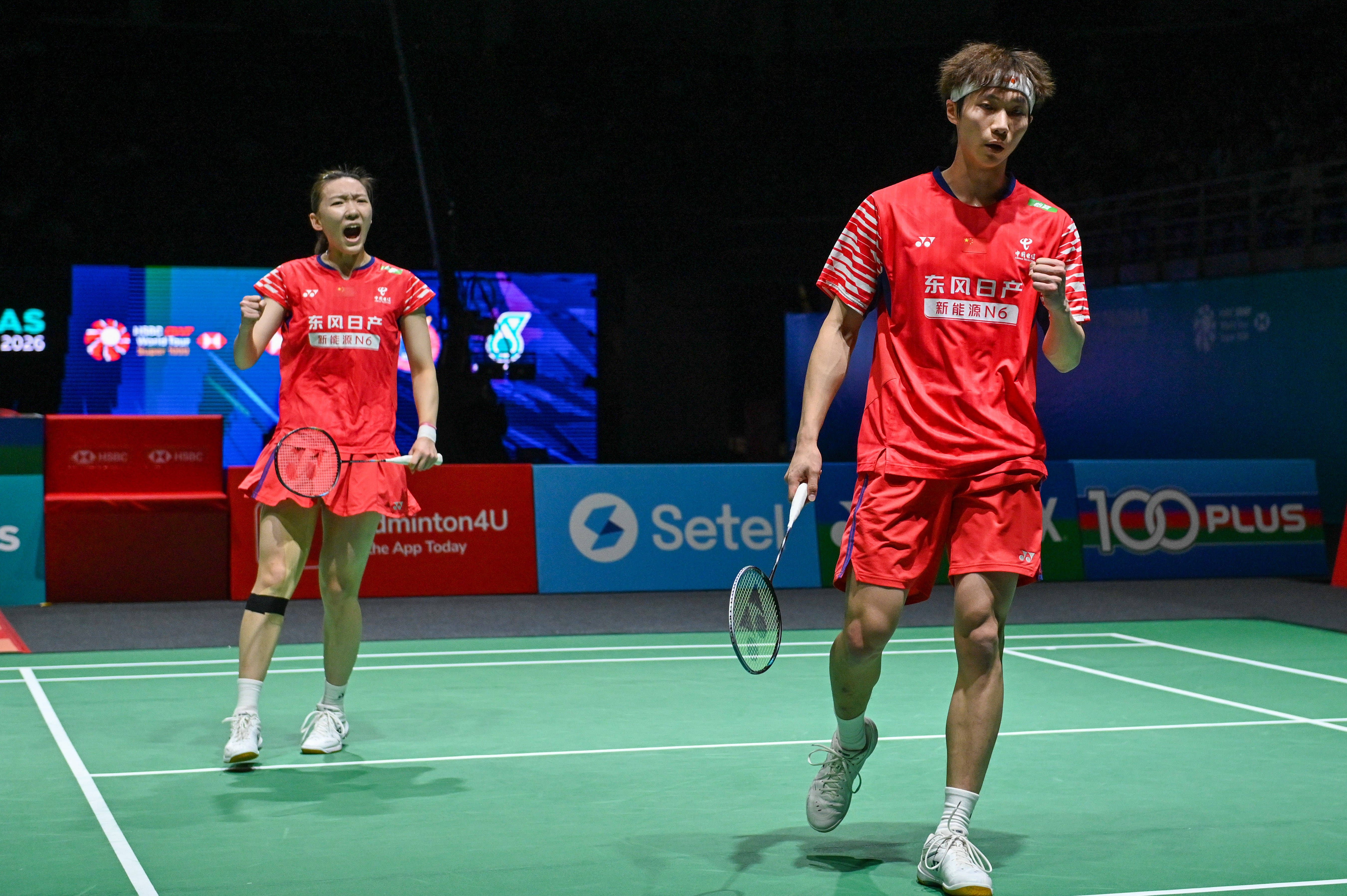 马来西亚羽毛球公开赛：蒋振邦/魏雅欣晋级决赛